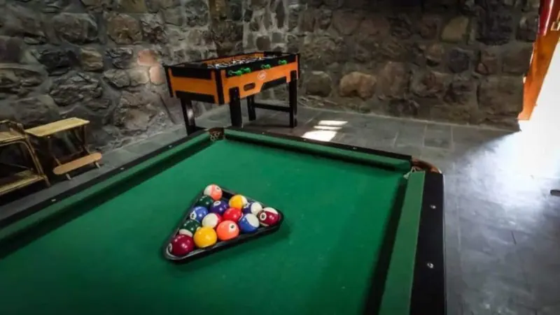 La sala de juegos: pool, ping-pong y taca-taca